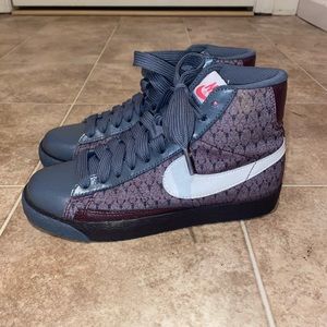Nike Blazers size 7